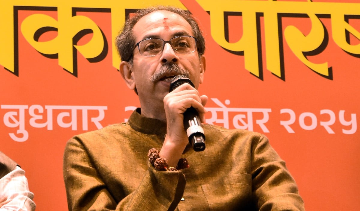 Matoshree में Uddhav Thackeray की बैठक से 5 सांसद नदारद, ShivSena UBT की बढ़ी टेंशन
