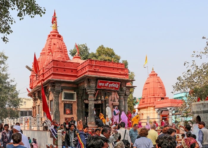 Famous Temple: Ujjain का Harsiddhi शक्तिपीठ, जहां एक साथ विराजती हैं 3 देवियां, जानें इस Temple की Power