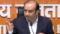 NEET-UG री-एग्जाम से पहले Rahul Gandhi की रैली, BJP बोली- छात्रों को भटकाने की साजिश