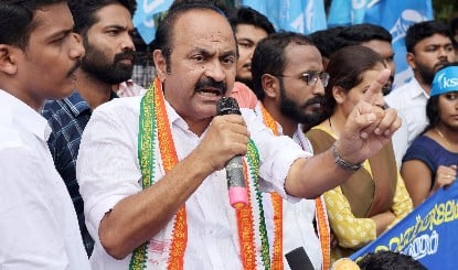 PM SHRI विवाद पर Kerala CM का बड़ा बयान: पाठ्यक्रम तय करने का अधिकार सिर्फ राज्य का