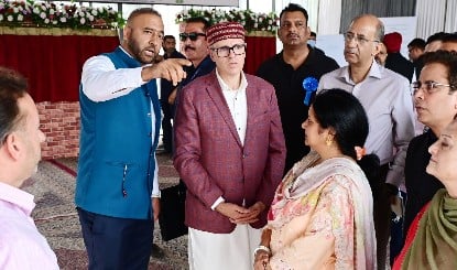 Kheer Bhawani Mela: Omar Abdullah ने की पूजा, कश्मीरी पंडितों को बेहतर व्यवस्थाओं का भरोसा