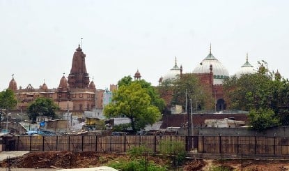 CM योगी को खून से लिखा पत्र, अब कृष्ण जन्मभूमि के चढ़ावे पर सवाल!