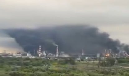Moscow की Oil Refinery पर फिर Drone Attack, President Zelenskyy बोले- 'ये बिल्कुल सही जवाब'