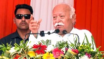 सौ वर्षों से राष्ट्रसेवा में लीन RSS का पंजीकरण प्रमाणपत्र मांग रहे कांग्रेस नेताओं से कुछ सवाल