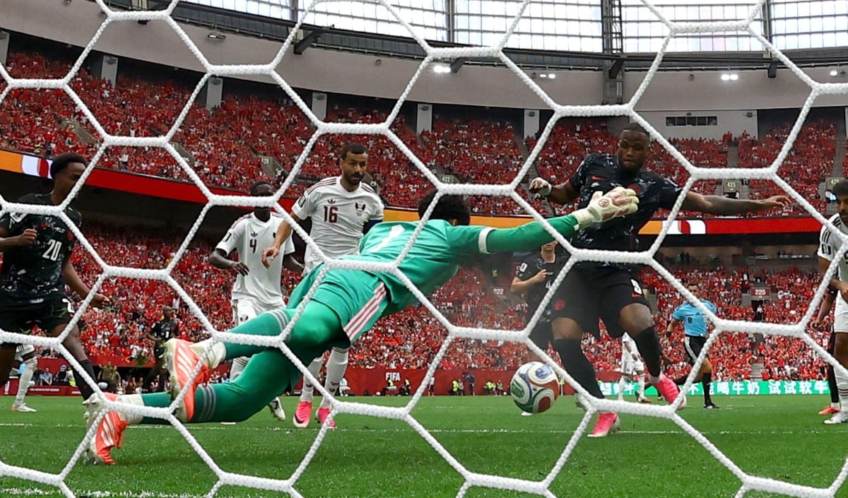 Qatar Goalkeeper Qatar Goalkeeper