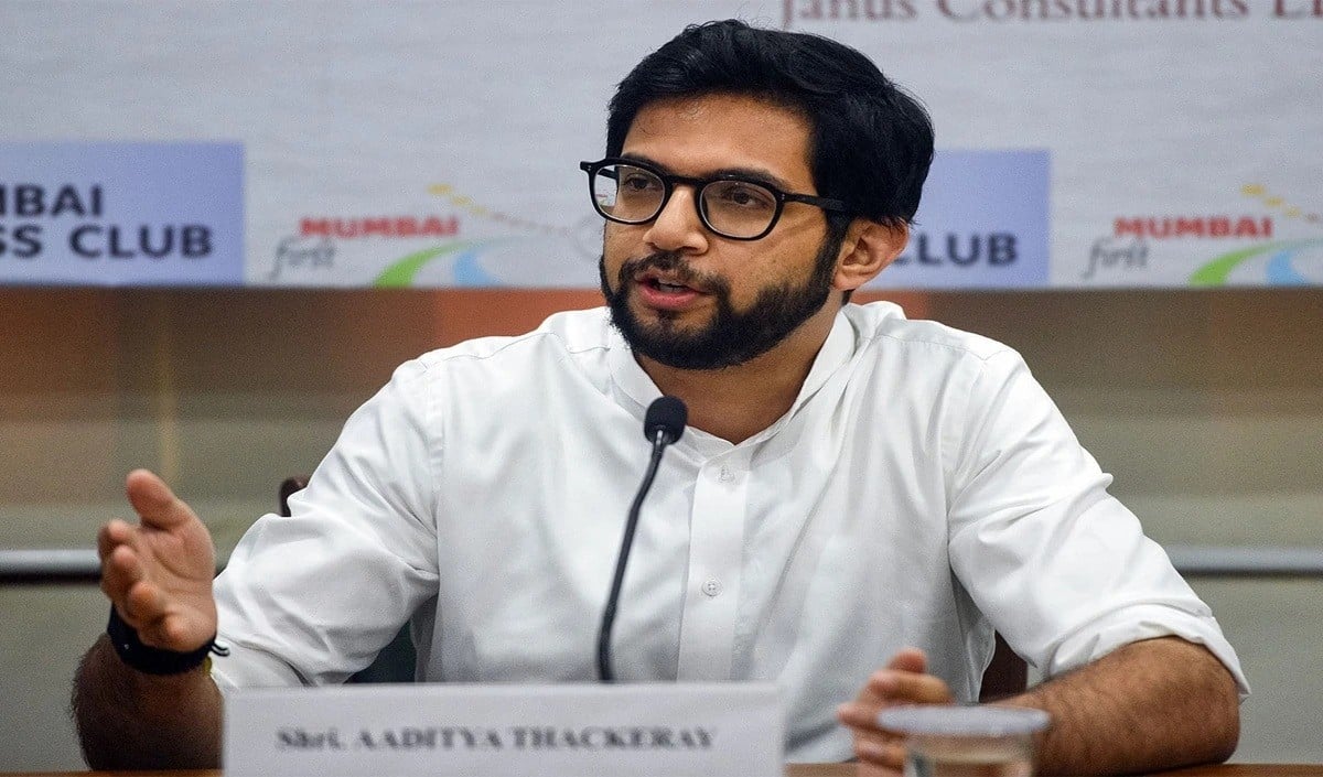 Shiv Sena UBT में बगावत पर भड़के Aditya Thackeray, बागी MPs को कहा-