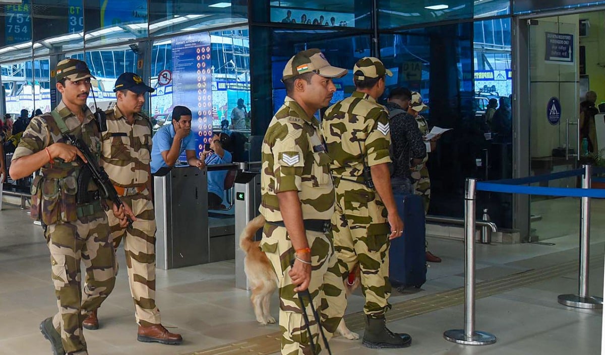 वाराणसी एयरपोर्ट पर कस्टम की बड़ी कार्रवाई! 19 करोड़ रुपये के 