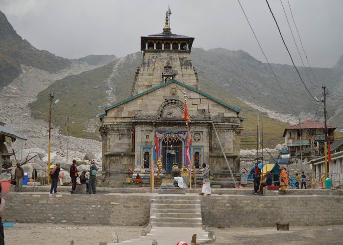 Kedarnath Mystery: Mahabharat से जुड़ा है Kedarnath का रहस्य, जानें क्यों यहां त्रिकोण रूप में पूजे जाते हैं Lord Shiva