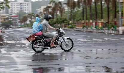 Monsoon Heavy Rainfall Alert | देश में फिर एक्टिव हुआ मानसून, मध्य और दक्षिण भारत में भारी बारिश और आंधी-तूफान का अलर्ट