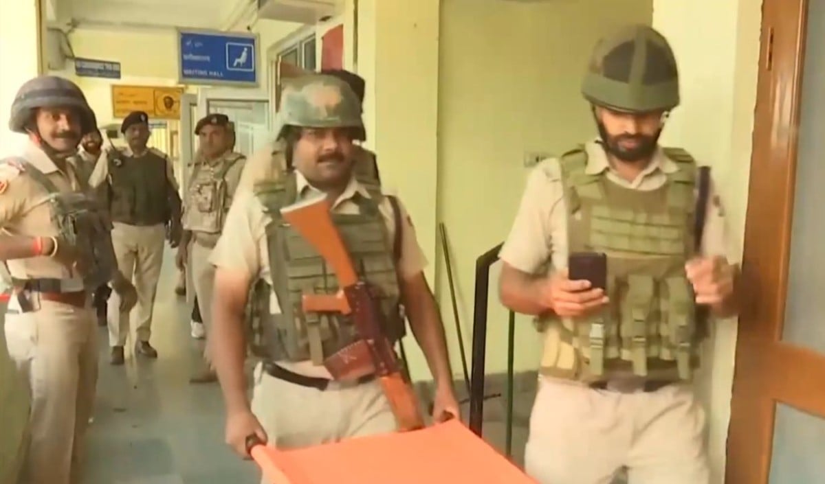 Amarnath Yatra से पहले Anantnag में सुरक्षा चाक-चौबंद, RPF ने Mock Drill से परखी तैयारी