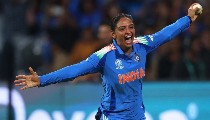 Captain Harmanpreet Kaur का World Record, 200 T20I मैच खेलने वाली दुनिया की पहली क्रिकेटर बनीं