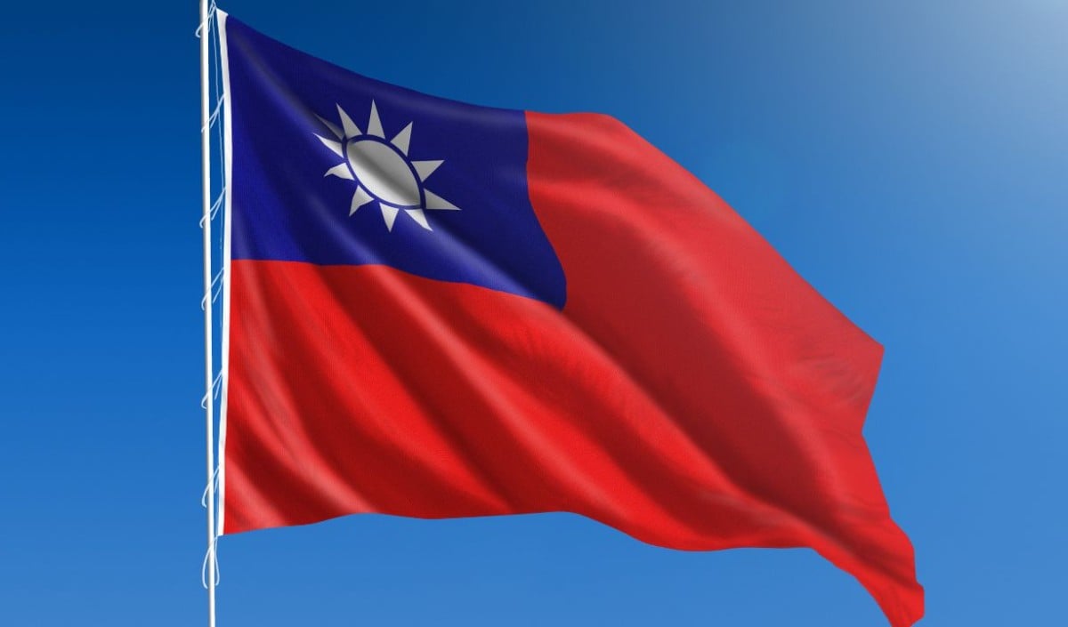 इधर Median Line चीन की पैंतरेबाजी, उधर Taiwan ने पहली Submarine का Sea Trial शुरू किया