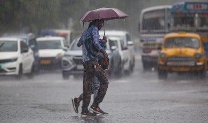 Mumbai Heavy Rain | मुंबई में मानसून की धमाकेदार दस्तक! भीषण उमस से मिली राहत, दो दिनों के लिए 
