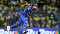 IPL Transfer Window में भूचाल! Hardik Pandya छोड़ेंगे Mumbai Indians, KKR-Royals में लेने की होड़