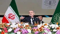 Washington से डील के बाद एक्शन में Tehran, Roadmap पर चर्चा के लिए Pakistan पहुंचे Pezeshkian