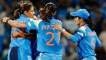 भारत की युवा सनसनी Sri Charani बनीं ICC T20I की नंबर 1 बॉलर, रचा इतिहास!