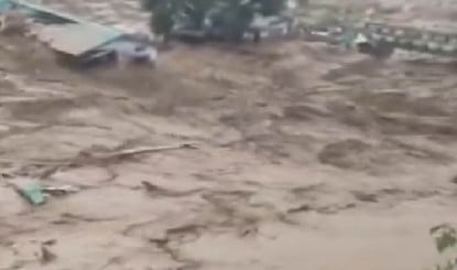 Arunachal Pradesh में बादल फटने से जलप्रलय! Flash Flood में 5 लोग लापता, 50 घर हुए तबाह