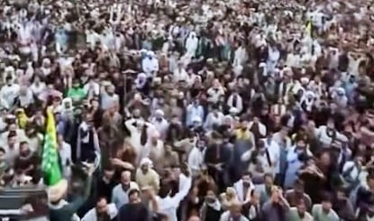PoK में रोकी गयी खाना-पानी, ईंधन और दवाओं की सप्लाई! पाकिस्तान की इस गंदी चाल के पीछे की वजह हैरान करने वाली!!