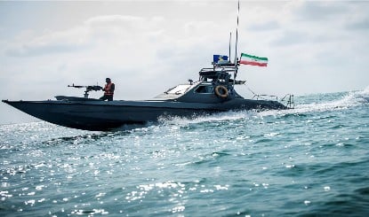 Hormuz Strait पर बढ़ा तनाव: Iran की IRGC Navy की खुली चेतावनी, नए Shipping Route पर होगी सख्त कार्रवाई