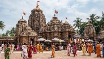 Puri का चमत्कार! एक ही आग पर रखे 7 बर्तनों में सबसे ऊपर वाला खाना पहले कैसे पकता है?