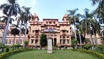 BHU Sarkari Naukri: भारत कला भवन में Group B, C पदों पर निकली Vacancy, जल्द करें ऑनलाइन अप्लाई
