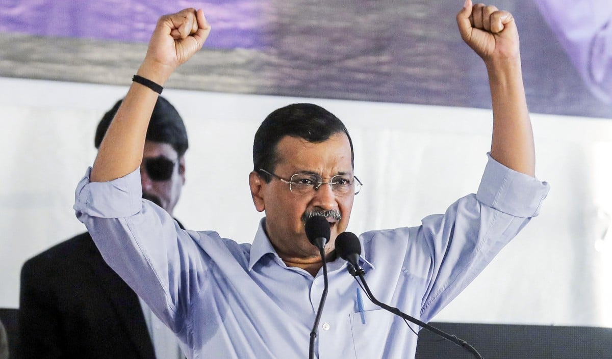 क्या देश का Gold बेचा जा रहा है? Rupee संकट पर Kejriwal ने Modi Govt से पूछा सवाल