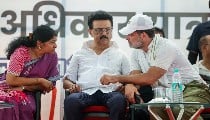 Congress के 'धोखे' से भड़की Stalin की DMK, INDIA Bloc की अहम Meeting से किया किनारा