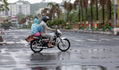 IMD का बड़ा अलर्ट! Kerala पहुंचा Monsoon, शुरू हुआ 4 महीने का बारिश का मौसम