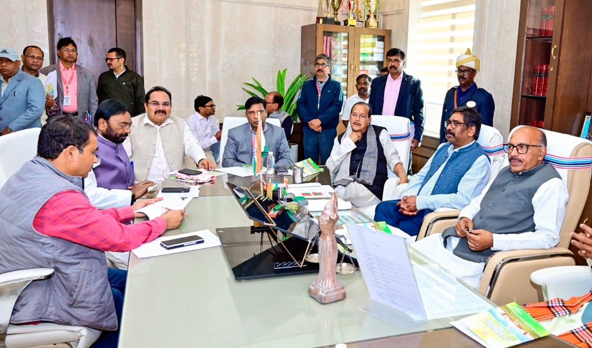 Jharkhand Politics में नया ट्विस्ट, Rajya Sabha सीट पर JMM के दावे से INDIA Alliance में खींचतान