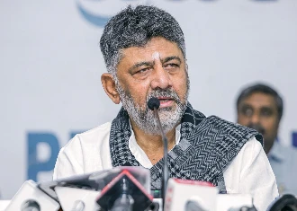 Karnataka के सरकारी बाबुओं को 10 बजे तक Office पहुंचना होगा, CM DK Shivakumar का सख्त फरमान