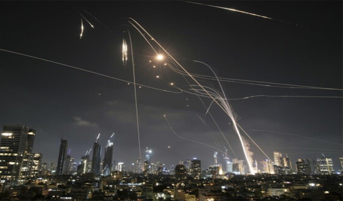 West Asia में बढ़ा तनाव, Iran-Israel संघर्ष पर भारत की दो टूक- कूटनीति ही एकमात्र रास्ता