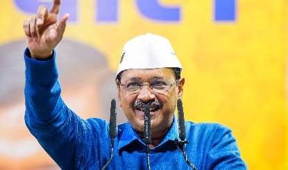 Jalandhar में AAP के करीबी ठेकेदार पर ED की रेड, Kejriwal बोले- हिंदू व्यापारियों को डरा रही BJP