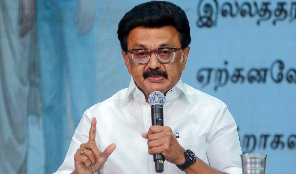 सरकार गिराने की कोशिश नहीं: DMK का दावा, MK Stalin के बयान को तोड़-मरोड़ कर पेश किया