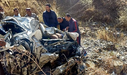 हिमाचल प्रदेश में में भीषण सड़क हादसा, 150 फुट गहरी खाई में गिरी कार, तीन लोगों की मौत