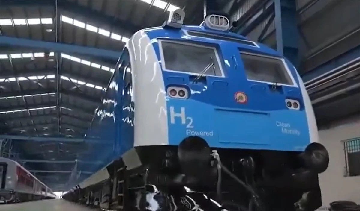 India First Hydrogen Train India First Hydrogen Train