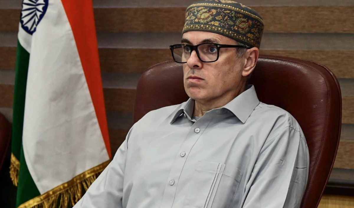 MLA खरीद-फरोख्त आरोप पर BJP सख्त, Omar Abdullah को भेजा 100 करोड़ का मानहानि नोटिस