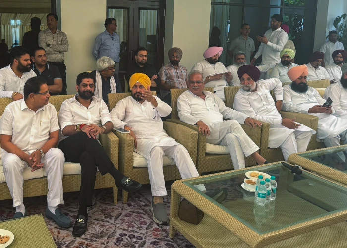 Punjab Congress की कलह में राणा गुरजीत बने Crisis Manager, चन्नी-बघेल की Meeting में क्या हुआ?