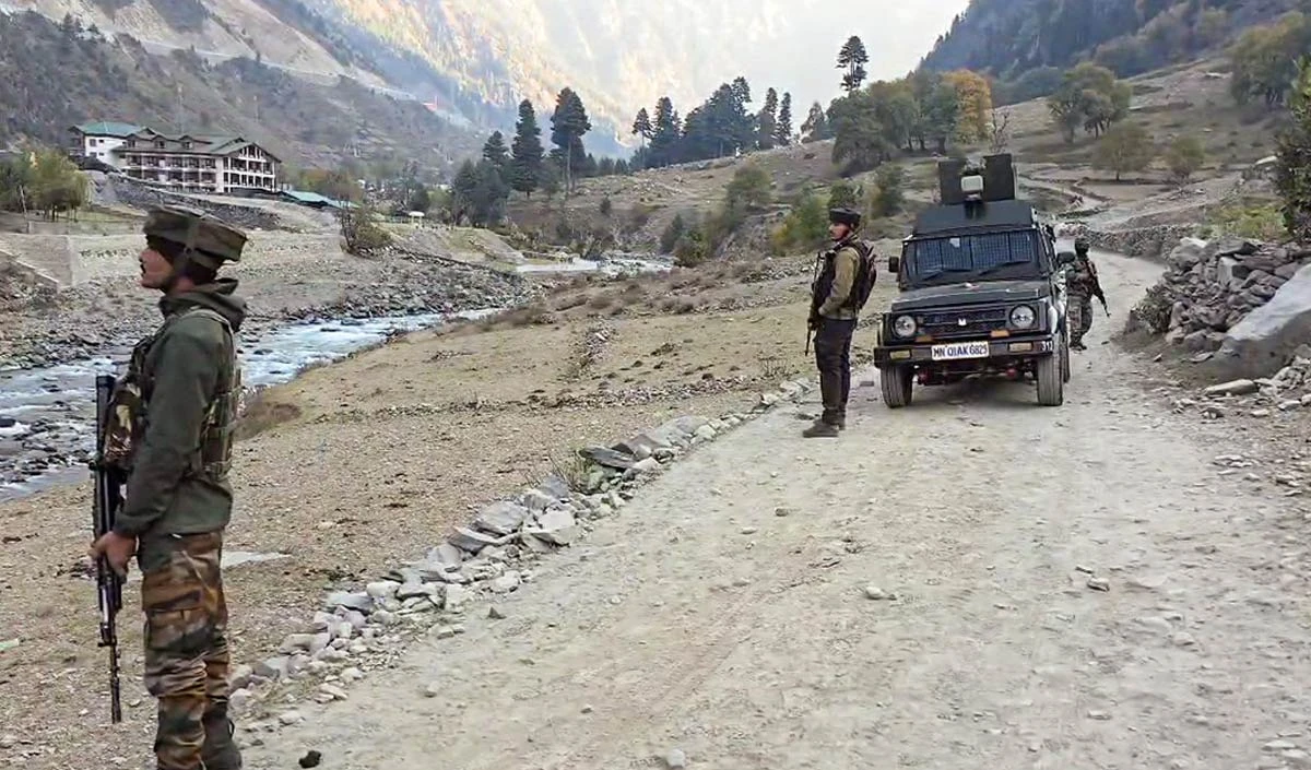 J&K में आतंक पर ऐसा चौतरफा प्रहार पहले नहीं देखा होगा, मोदी सरकार की जीरो टॉलरेंस नीति दिखा रही है कमाल