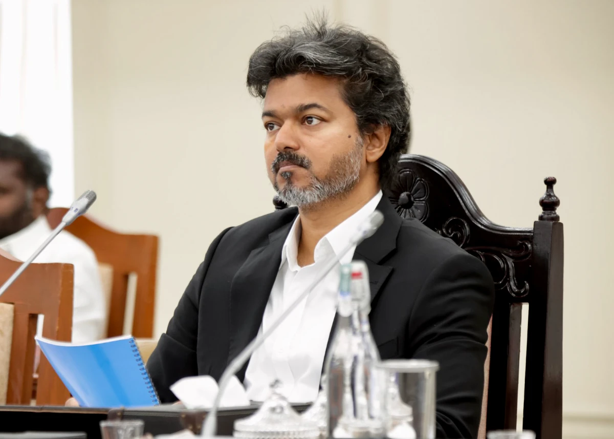 Thalapathy Vijay की Zero Tolerance नीति: Tamil Nadu में भ्रष्टाचार के खिलाफ WhatsApp Helpline जारी