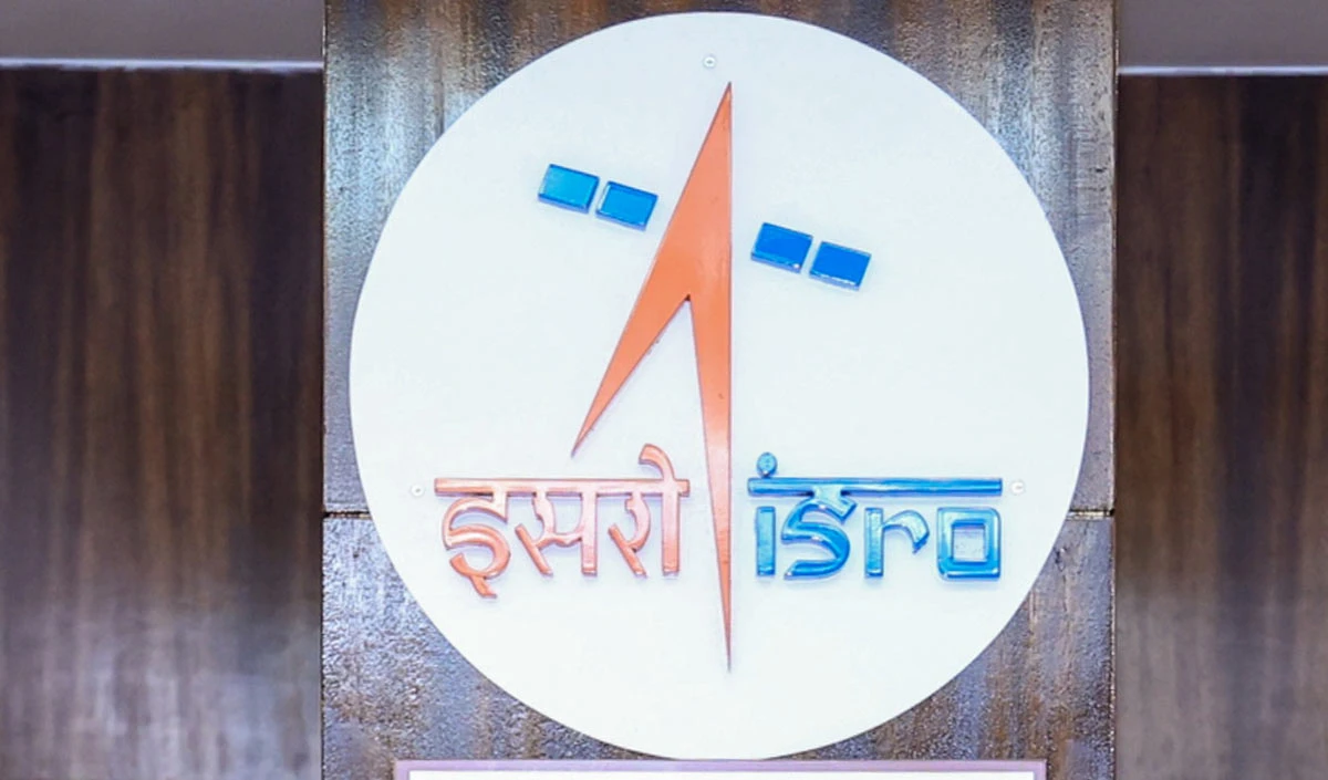 Prabhasakshi NewsRoom: ISRO से इस्तीफा देने वाले वैज्ञानिकों की संख्या तेजी से बढ़ रही, सरकार ने नौकरी छोड़ने वाले नियम कड़े किये