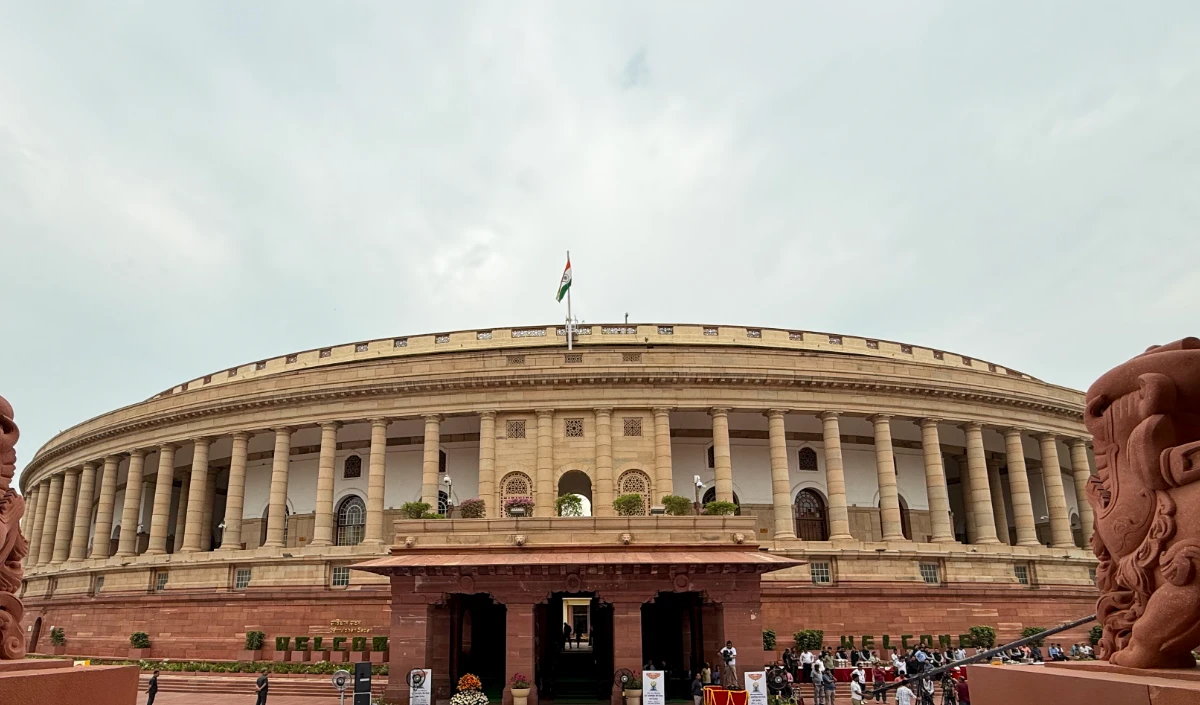 Indian Parliament Monsoon Session 2026 | इनकम टैक्स और MSME सुधार समेत 5 नए बिल पेश करेगी सरकार, विपक्ष ने भी कसी कमर