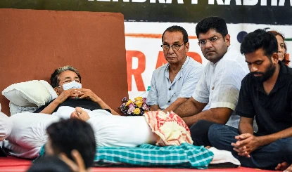 21वें दिन तबीयत बिगड़ने के बाद Sonam Wangchuk अस्पताल में भर्ती, प्रदर्शनकारियों और पुलिस के बीच तीखी बहस