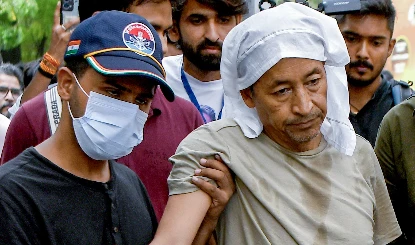 Sonam Wangchuk Hunger Strike | सोनम वांगचुक की हालत स्थिर पर कमजोरी अत्यधिक, सफदरजंग अस्पताल में डॉक्टरों की विशेष टीम तैनात, पत्नी ने जताई बड़ी चिंता