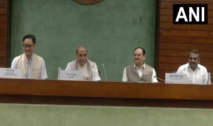 Speaker के फैसले पर बवाल: TMC और Shiv Sena के बागी सांसदों को मान्यता, विपक्ष ने all-party meet से किया वॉकआउट