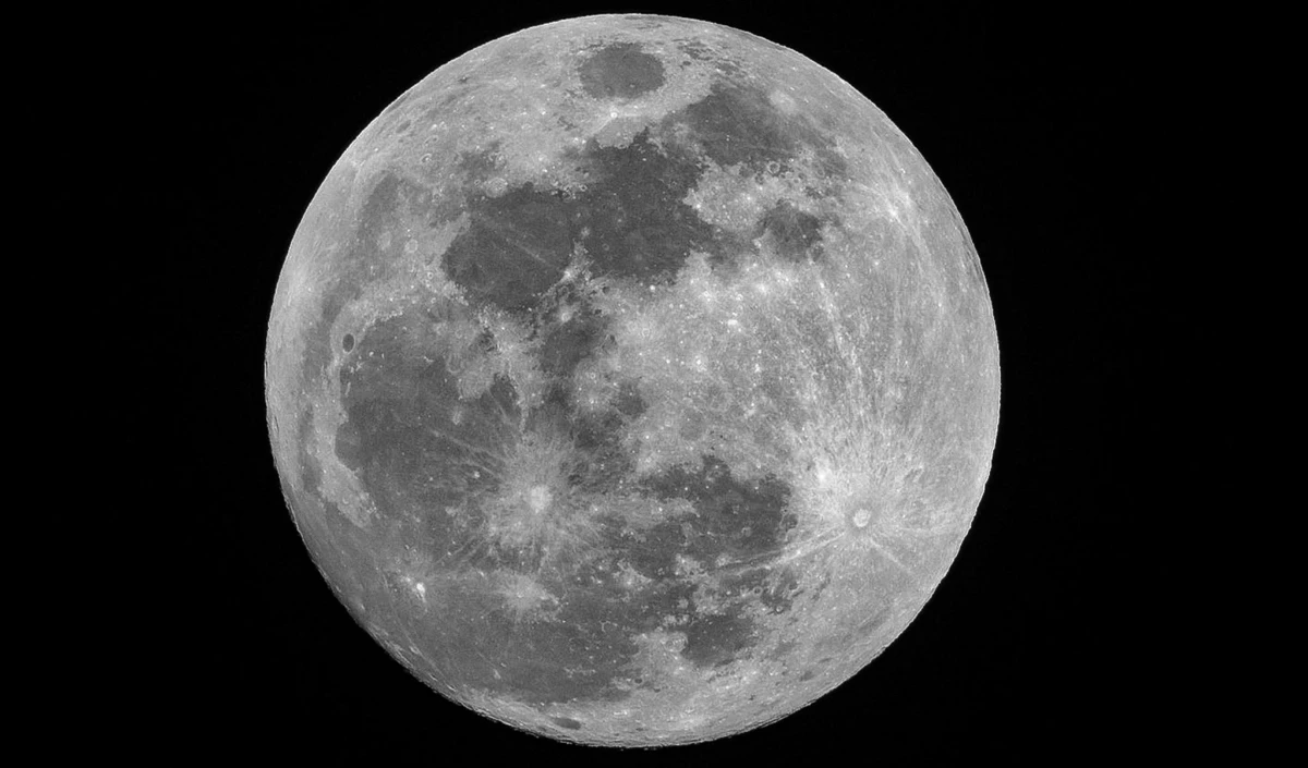 Ashadha Purnima 2026: गुरु पूर्णिमा पर लक्ष्मी पूजन से चमकेगी Destiny, इन उपायों से दूर होगी दरिद्रता और मिलेगी Wealth