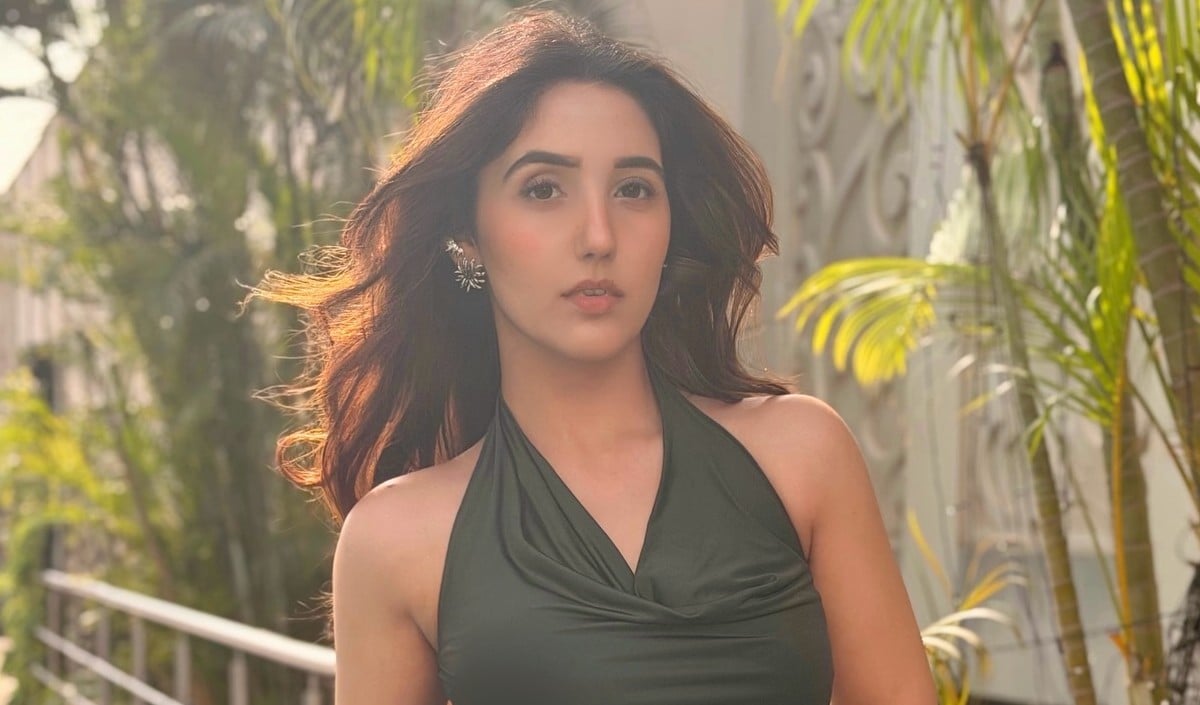Mumbai की बारिश में डूबा TV एक्ट्रेस Ashnoor Kaur का 4 करोड़ का आशियाना Mumbai की बारिश में डूबा TV एक्ट्रेस Ashnoor Kaur का 4 करोड़ का आशियाना