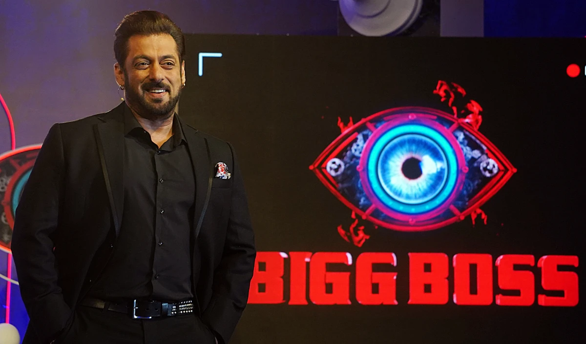 सितंबर 2026 से एक साथ शुरू होंगे Bigg Boss के 6 भाषा वर्जन, सलमान खान, सेतुपति और मोहनलाल के साथ अब सौरव गांगुली भी संभालेंगे कमान सितंबर 2026 से एक साथ शुरू होंगे Bigg Boss के 6 भाषा वर्जन, सलमान खान, सेतुपति और मोहनलाल के साथ अब सौरव गांगुली भी संभालेंगे कमान