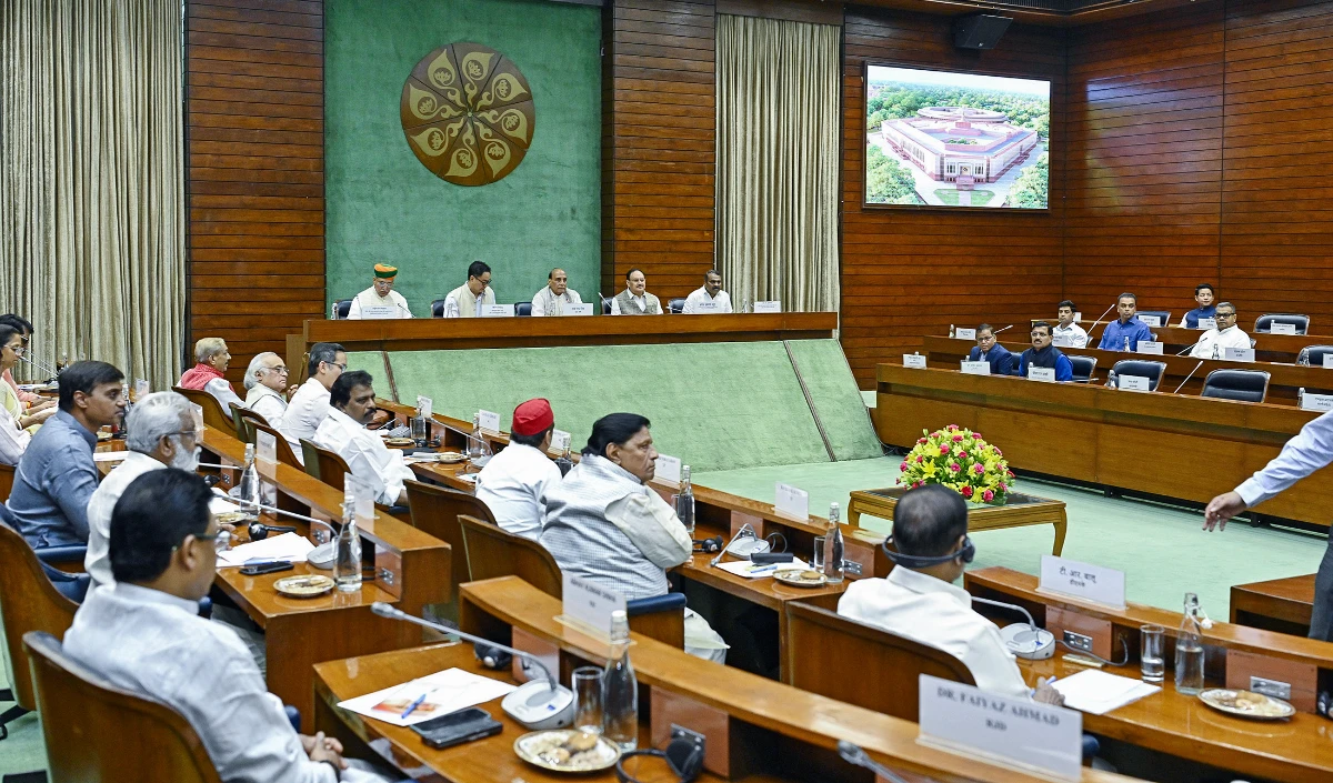 Parliament Monsoon Session | हंगामेदार शुरुआत के आसार: नीट लीक, अयोध्या चंदा घोटाला और मणिपुर पर टकराव तय; विपक्ष के तेवर कड़े