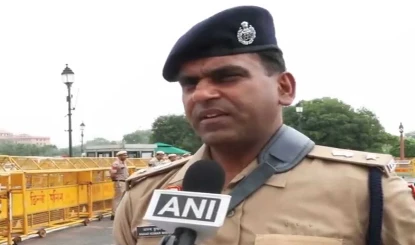 Jantar Mantar Violence: 120 पुलिसकर्मी घायल, DCP Anand Mishra बोले- जांच के लिए SIT गठित
