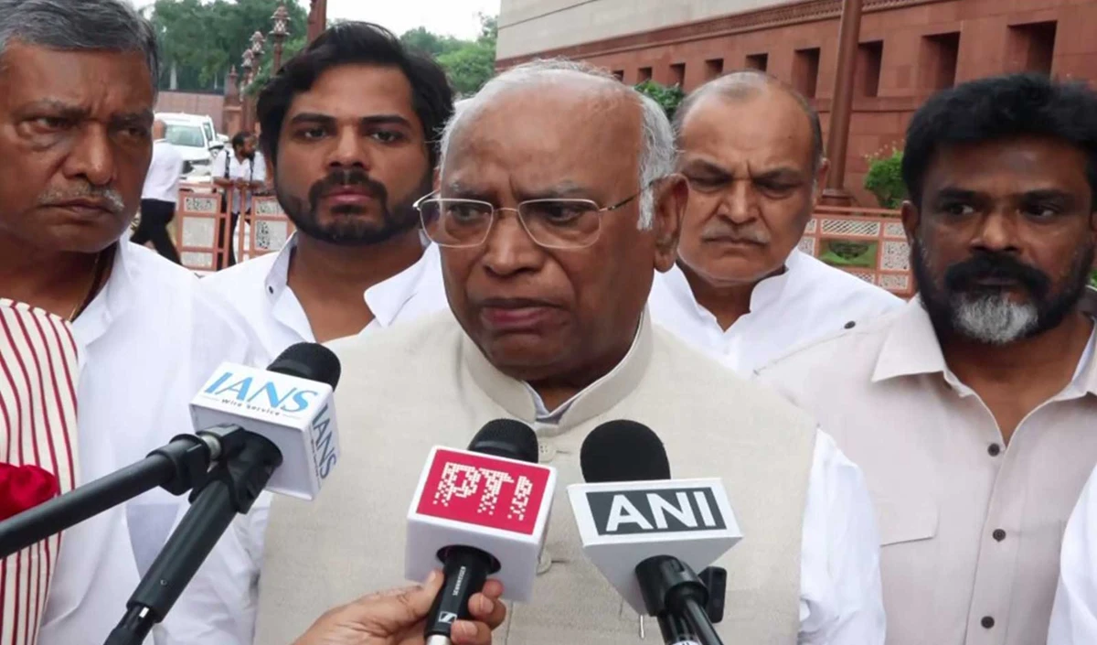 Rajya Sabha में मेरा Mic बंद कर दिया गया, CJP Protest पर Mallikarjun Kharge का केंद्र पर गंभीर आरोप